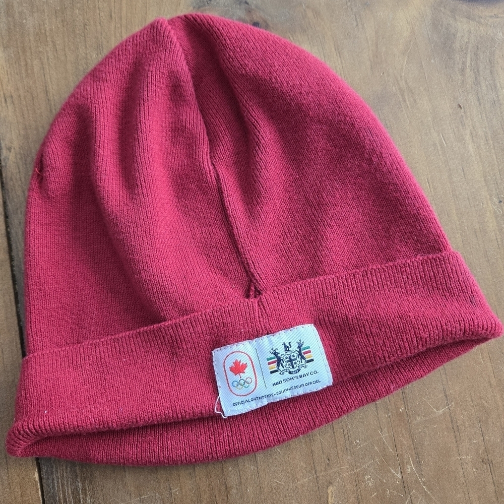 Hudson's Bay Red Olympic 2011 Winter Hat / Touque